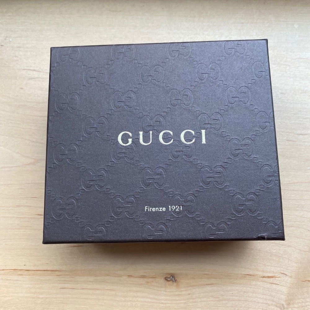 Authentic Gucci Wallet Gift Box